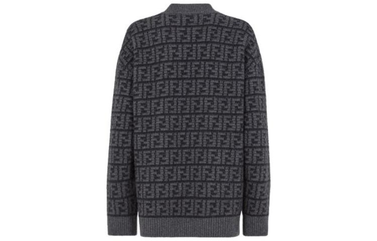Lookbook (W) FENDI Hitam Monogram Crewneck Pullover Sweater Koleksi FW22. FZX862ALOJF0GME