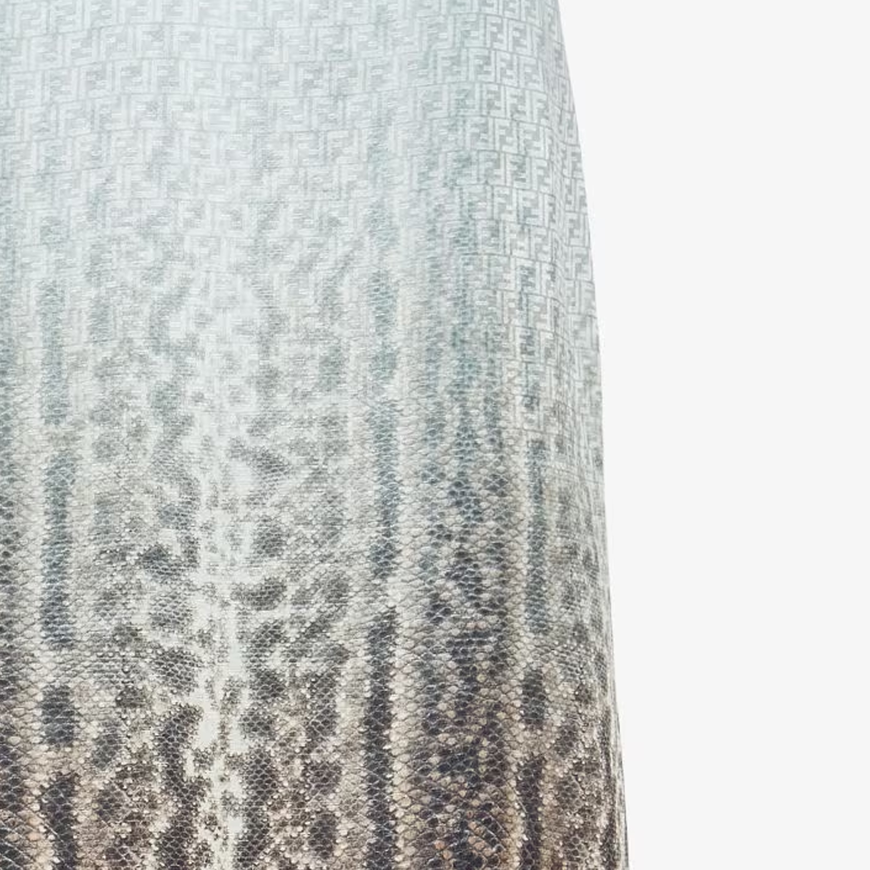 Details for (W) 芬迪 渐变动物印花休闲长裙 浅蓝色 FQ7544ARUFF08S8