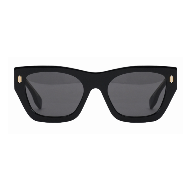 Lookbook (W) FENDI 黑色不規則形太陽眼鏡附金屬點綴 - 可配處方鏡片。 FE4010001A