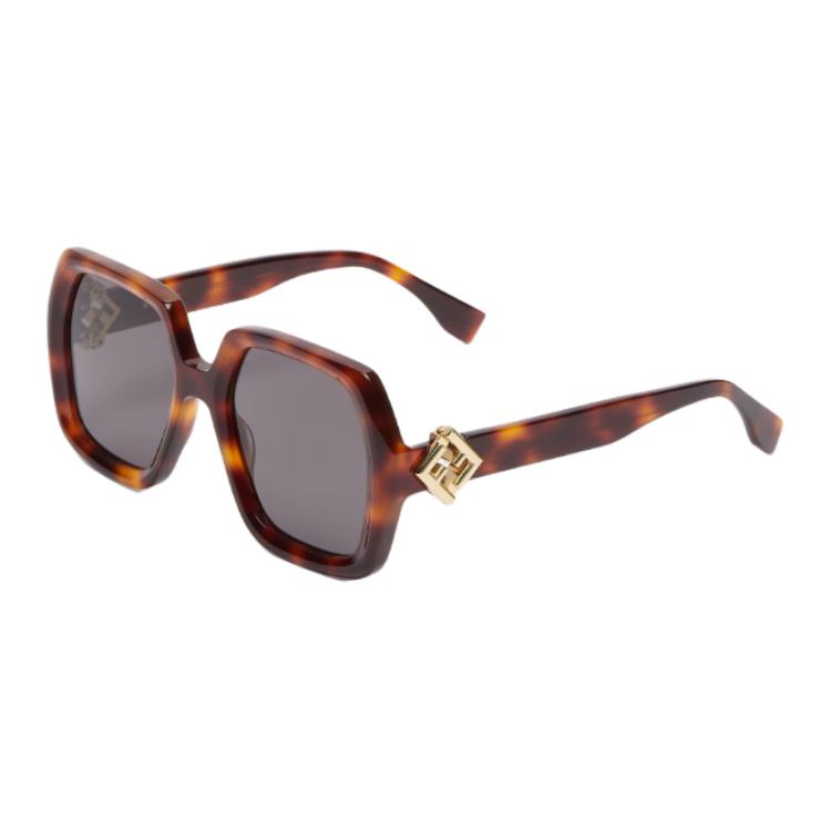 (Women) FENDI  Irregular Tortoiseshell Sunglasses with Logo Design. POIZON2406201457 圖 2
