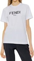 (W) FENDI Logo Crewneck Baju-T Putih SS23. FS7254ALCAF0ZNM Lookbook (W) FENDI Logo Crewneck Baju-T Putih SS23. FS7254ALCAF0ZNM