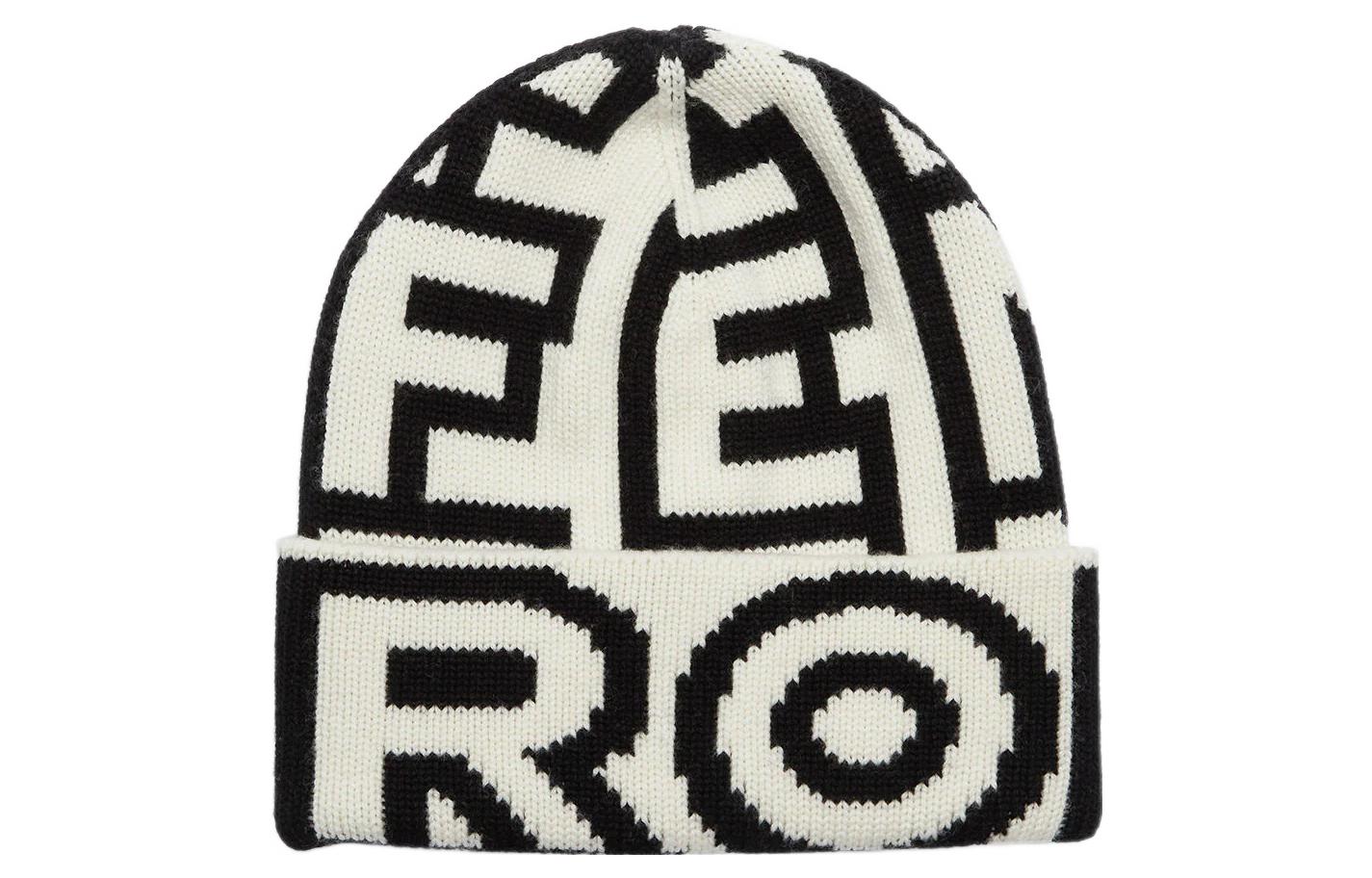 (Women) FENDI  Stylish Elegant Two-Tone Knit Hat - White. FXQ950AMVPF05WL