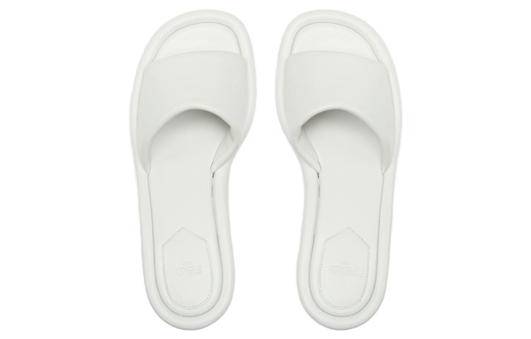 Shop (W) 펜디 바게트 화이트 가죽 오픈토 8R8412NBAF0QA0