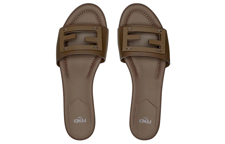Lookbook FENDI 芬迪 Baguette 皮革涼鞋 女款 棕色