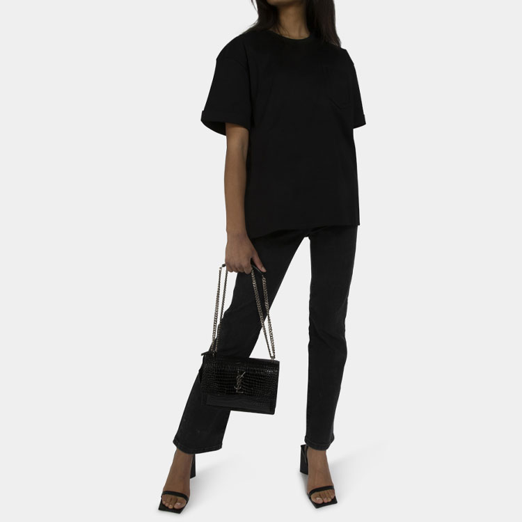 Details for (W) 芬迪女士浮雕Logo基础款短袖圆领T恤 FS7375AFLDF0GME