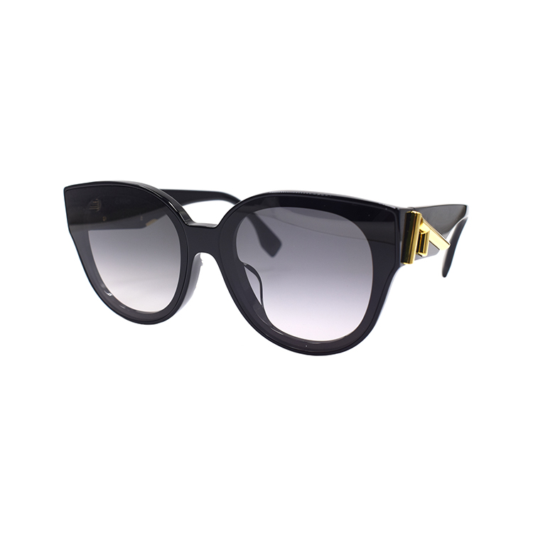 (Women) FENDI First  Butterfly Sunglasses Lightweight Acetate Frame. FE40111F-01B