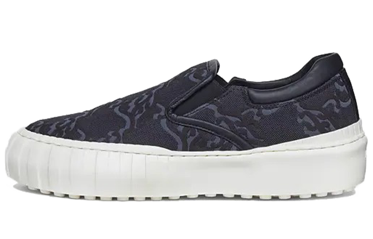 (W) Fendi Force Low 'Fashion Black'