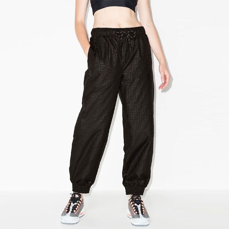 Lookbook (W) FENDI FW21 黑色針織運動褲 全幅Logo印花設計 FAB228AGMKF1ENI