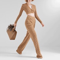 (W) FENDI FW21 Baju Sejuk Rajut Coklat dengan Rekaan Cetakan. FZC896AHEDF1FLF Shop (W) FENDI FW21 Baju Sejuk Rajut Coklat dengan Rekaan Cetakan. FZC896AHEDF1FLF