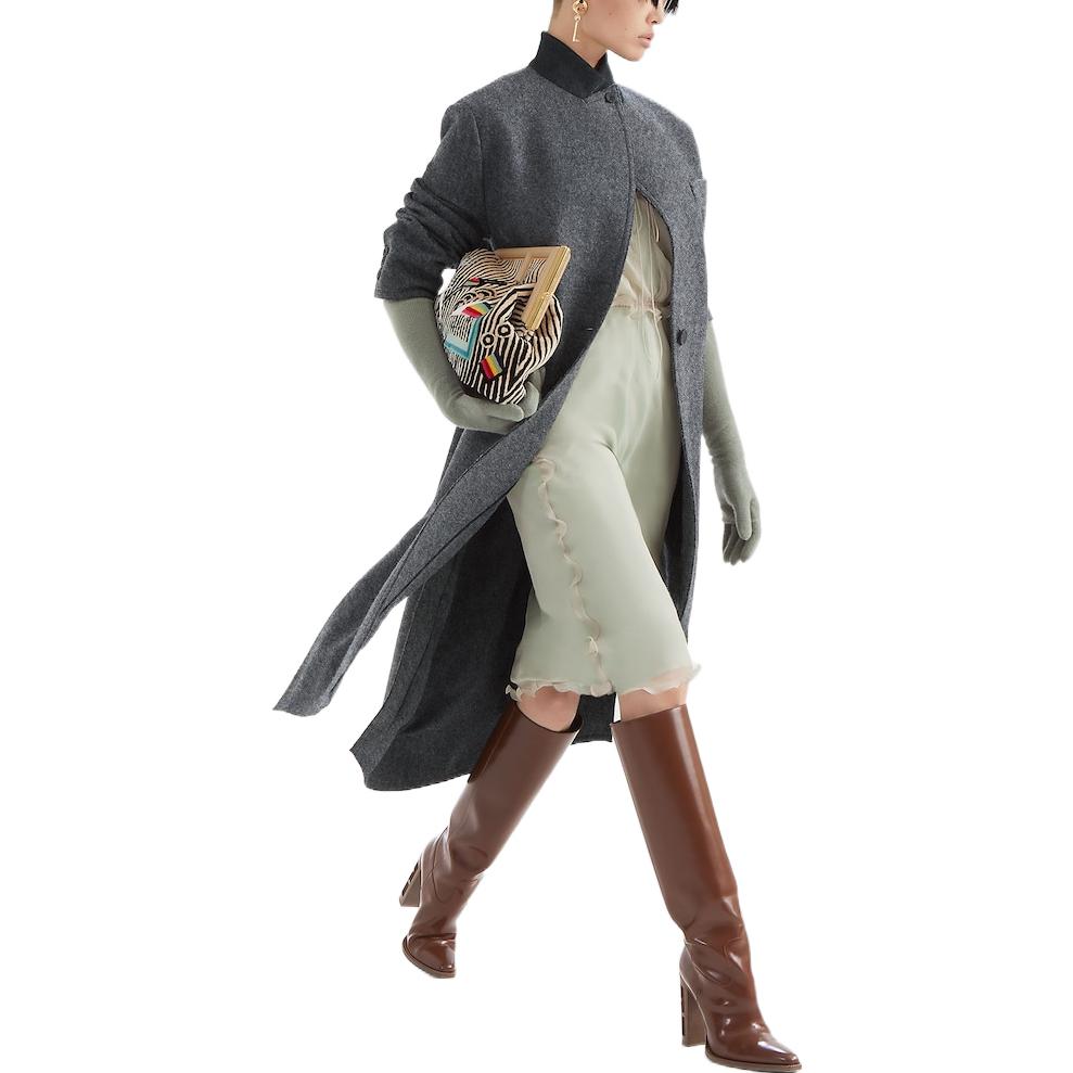 Shop (W) FENDI FW22 Mantel Panjang Belted Warna Solid Abu Tua. FF8941ALBSF1IHJ