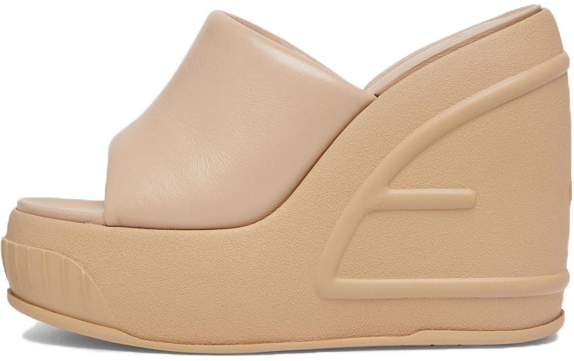 women-fendi-leather-mule-pink-chunky-heel-8-r8405-nbaf-1-kcu