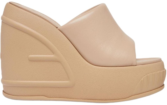 (W) フェンディ ピンク厚底レザーミュール 8R8405NBAF1KCU Order (W) フェンディ ピンク厚底レザーミュール 8R8405NBAF1KCU