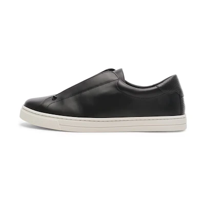 (W) Fendi Low-Top Lace-Up Sneaker 'Black Leather'