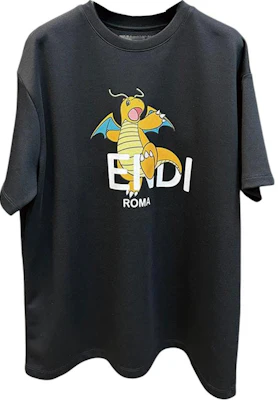 (W) FENDI Pokémon Logo Print Kaos Lengan Pendek SS24. FS9626AQFXF0ZNM Order (W) FENDI Pokémon Logo Print Kaos Lengan Pendek SS24. FS9626AQFXF0ZNM