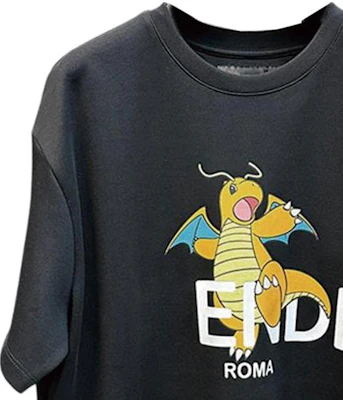 (W) FENDI Pokémon Logo Print Kaos Lengan Pendek SS24. FS9626AQFXF0ZNM Purchase (W) FENDI Pokémon Logo Print Kaos Lengan Pendek SS24. FS9626AQFXF0ZNM