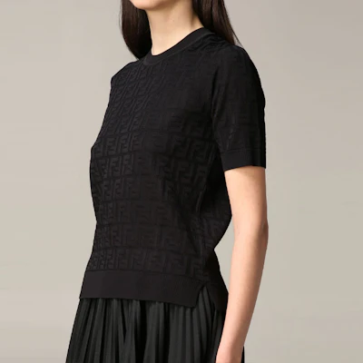 (W) FENDI SS21 Baju-T Hitam Rajut dengan Cetakan Logo FF. FZY934-ABWQF0GME Purchase (W) FENDI SS21 Baju-T Hitam Rajut dengan Cetakan Logo FF. FZY934-ABWQF0GME
