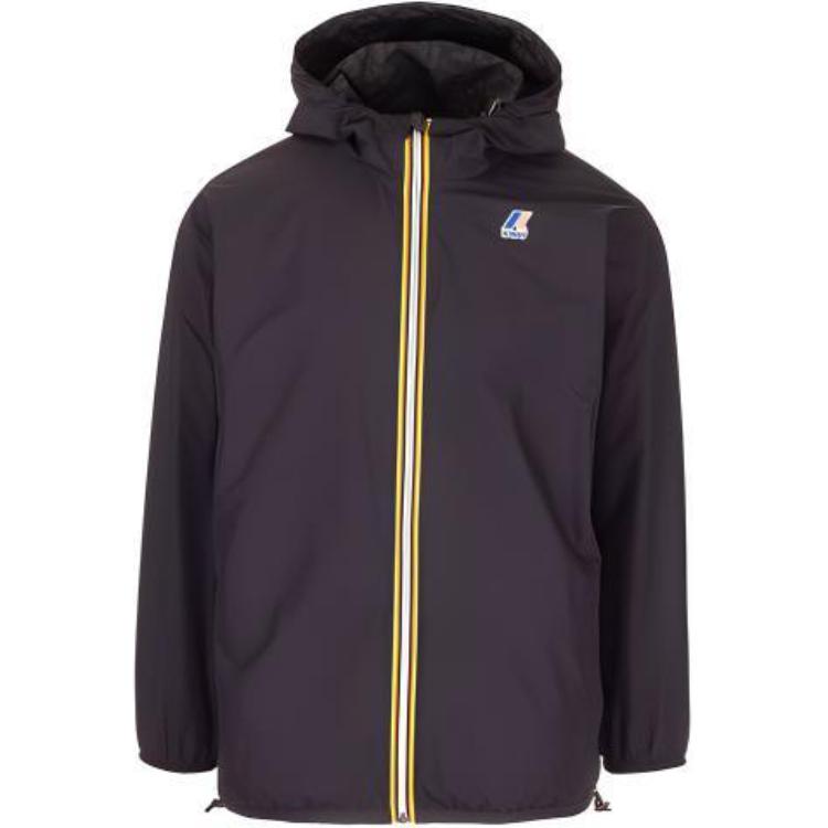 (Women) FENDI SS21 Reversible Zip Jacket Black. FAN019AERRF0GME