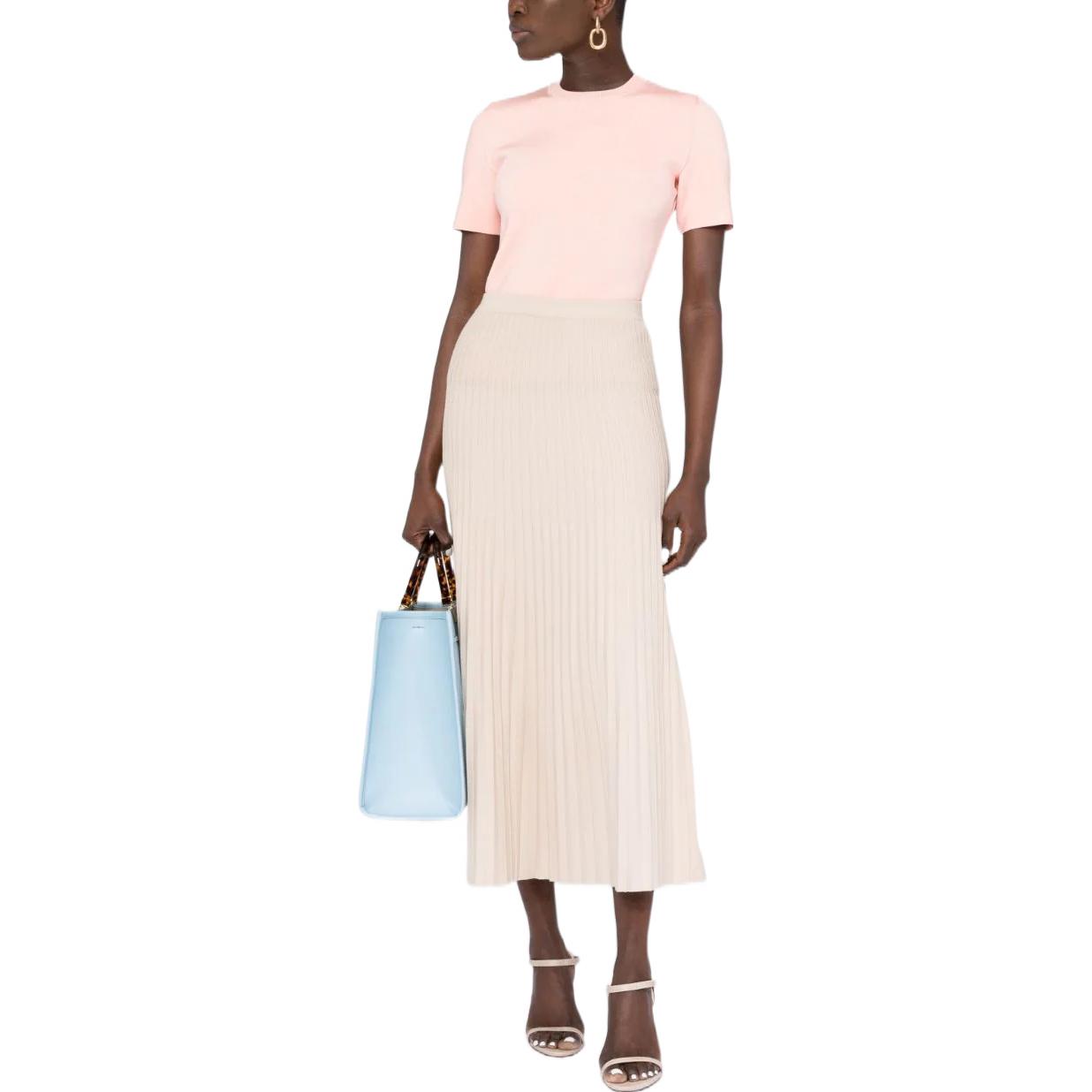 Lookbook (W) Camiseta Rosa de Manga Corta Cuello Redondo FENDI SS22. FZX811AJTHF11AS