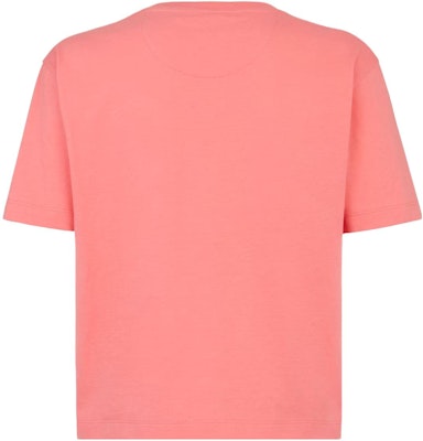 (W) FENDI SS23 Kaos Pendek Crewneck Pink dengan Logo Print dan Ritsleting. FS7389ANQSF1K9Y Lookbook (W) FENDI SS23 Kaos Pendek Crewneck Pink dengan Logo Print dan Ritsleting. FS7389ANQSF1K9Y