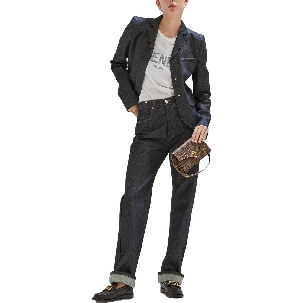 Shop (W) 펜디 SS23 화이트 로고 레터 프린트 반팔 티셔츠. FS9599AQ9AF1M2A