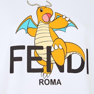 (W) 펜디 x 포켓몬 로고 프린트 긴팔 스웨트셔츠 SS24. FS9627AQFYF0GME Shop (W) 펜디 x 포켓몬 로고 프린트 긴팔 스웨트셔츠 SS24. FS9627AQFYF0GME