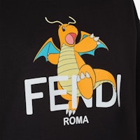 (W) FENDI x Pokémon Baju Lengan Panjang Cetak Logo SS24. FS9627AQFYF0GME 1