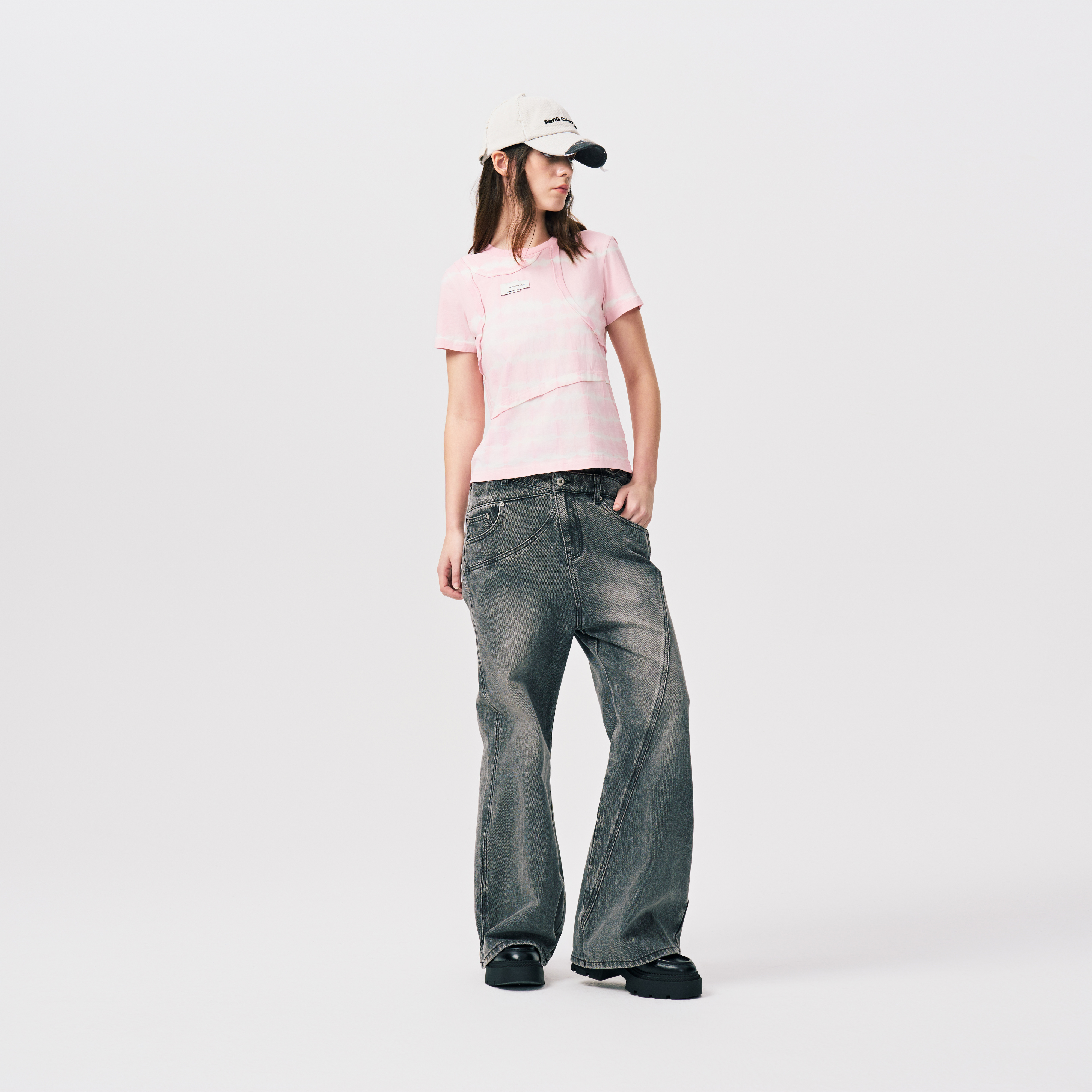 Shop (W) Camiseta Feng Chen Wang Tie-Dye Desestructurada Cuello Redondo Rosa FWS17TS03