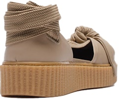 (W) 펜티 x 푸마 보우 크리퍼 샌들 '내추럴' 365794-03 Lookbook (W) 펜티 x 푸마 보우 크리퍼 샌들 '내추럴' 365794-03