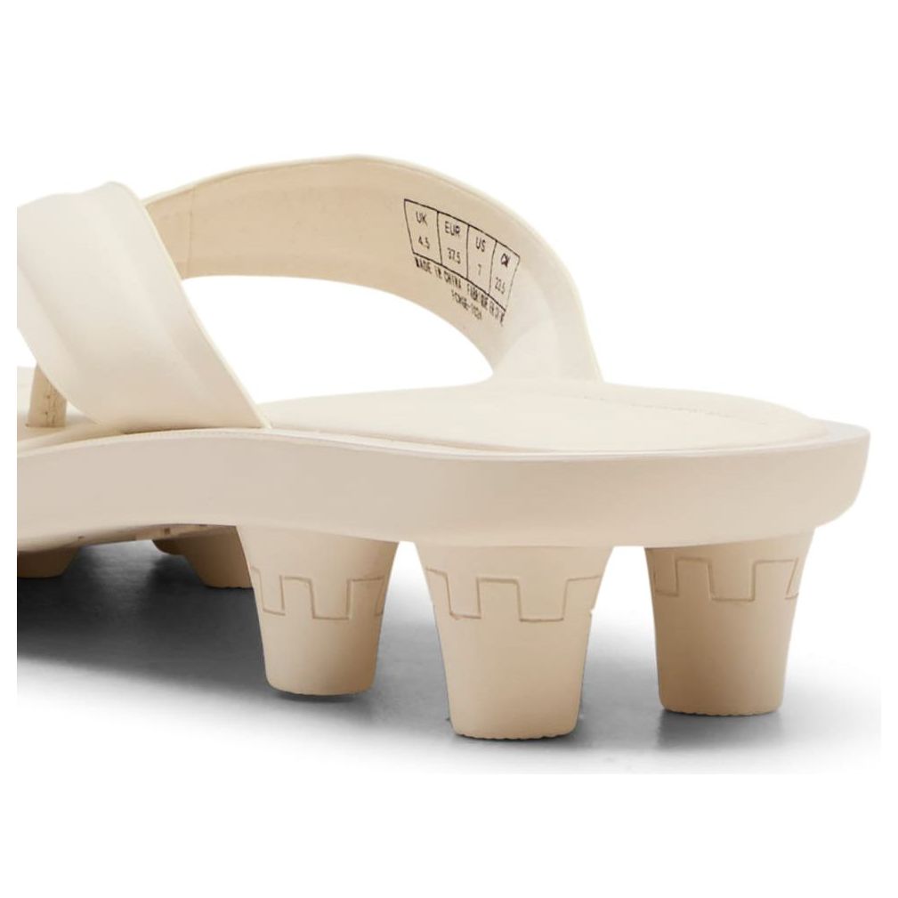 Purchase (W) Fenty x Puma Cat Cleat Sandal ''Alpine Snow Gold'' Wanita Edisi Terhad. 404770-01