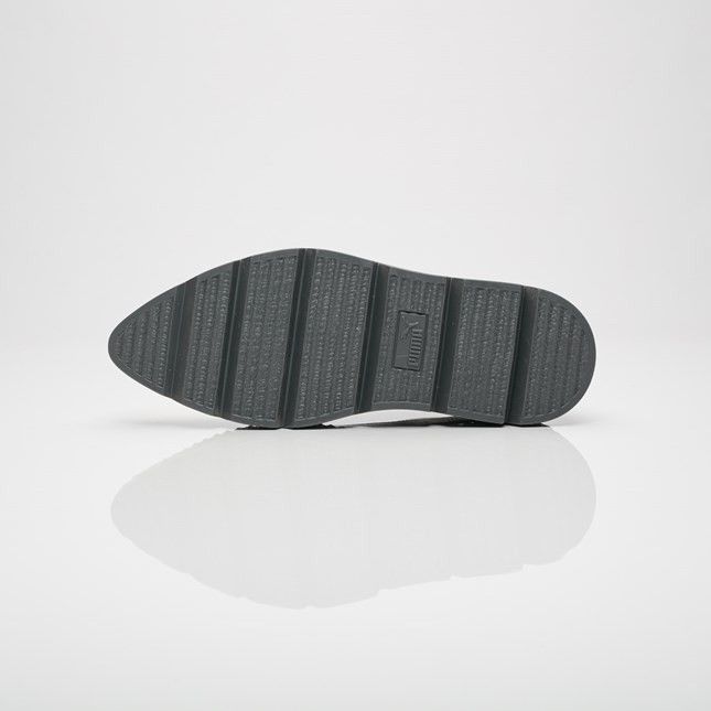 Details for (W) 펜티 x 푸마 포인티 크리퍼 에나멜 "도브" ️ 366270-02