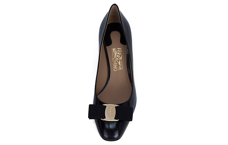 (W) FERRAGAMO 55 Series 'Black Leather Mid-Heel'