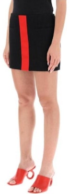 (W) 菲拉格慕 黑红色缎面提花中腰休闲短裙 13C5530765643 Shop (W) 菲拉格慕 黑红色缎面提花中腰休闲短裙 13C5530765643