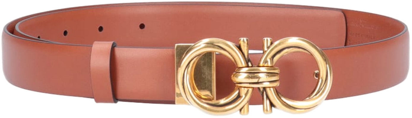 (W) Cinturón de Cuero FERRAGAMO Gancini Marrón 2.5cm Ancho. 230118751188SIENATAN Lookbook (W) Cinturón de Cuero FERRAGAMO Gancini Marrón 2.5cm Ancho. 230118751188SIENATAN