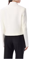 Lookbook (W) Ferragamo Jaket Lengan Panjang Warna Putih Polos dengan Satu Kancing. 13C552763654179