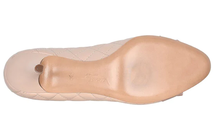 Details for (W) FERRAGAMO Chaussures à Talon Beige Noeud-Papillon 01N674-702229