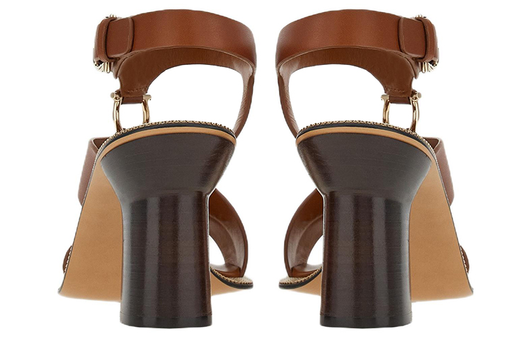 Shop FERRAGAMO菲拉格慕 小牛皮 系扣露趾 流行涼鞋 8.5cm 女士款 棕色