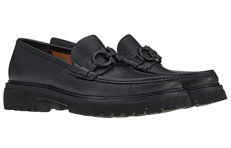 Order (W) FERRAGAMO Sepatu Santai Fashion 'Hitam' 02B522-749460