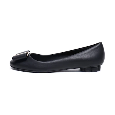 (W) FERRAGAMO Caupa 'Black Bow'
