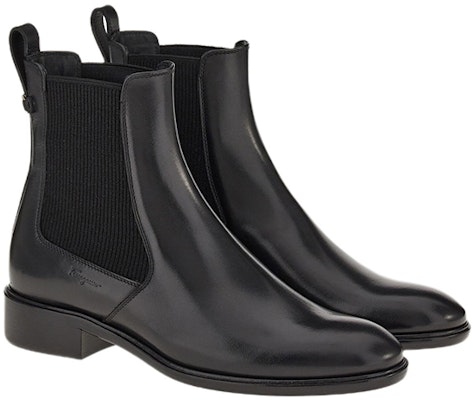 (W) 페라가모 블랙 카프스킨 첼시부츠 (Ferragamo Black Calfskin Chelsea Boots) 01E515-757877 Lookbook (W) 페라가모 블랙 카프스킨 첼시부츠 (Ferragamo Black Calfskin Chelsea Boots) 01E515-757877