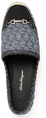 Ferragamo 菲拉格慕 經典logo絎縫厚底草編鞋 女款 黑藍色 Shop Ferragamo 菲拉格慕 經典logo絎縫厚底草編鞋 女款 黑藍色