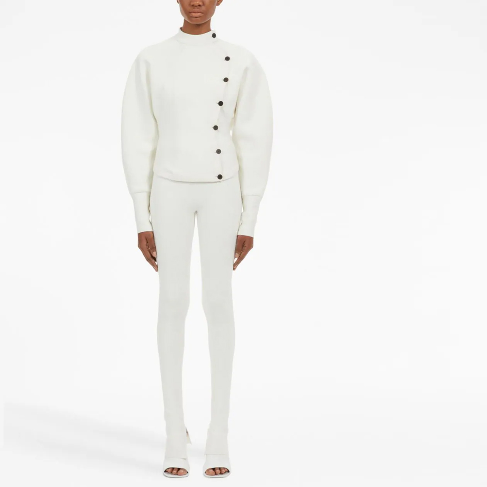 Lookbook (W) 페라가모 FW23 솔리드 컬러 라운드 넥 니트 가디건. 767267