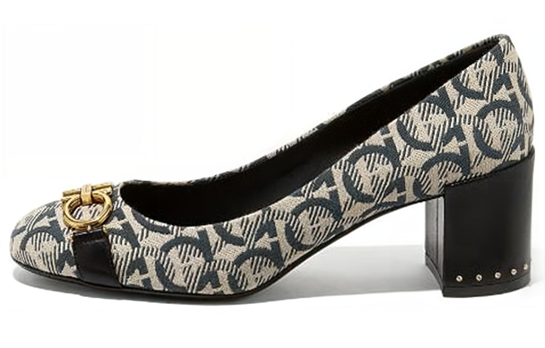 Buy (W) 페라가모 간치니 컬러블록 메탈 힐 01P459-704751