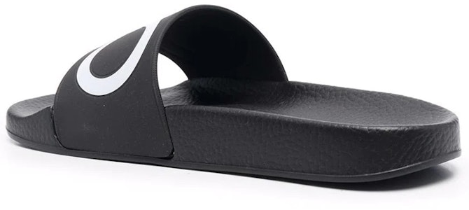 Ferragamo 菲拉格謀 Gancini 印花露指拖鞋 女款 黑色 Lookbook Ferragamo 菲拉格謀 Gancini 印花露指拖鞋 女款 黑色