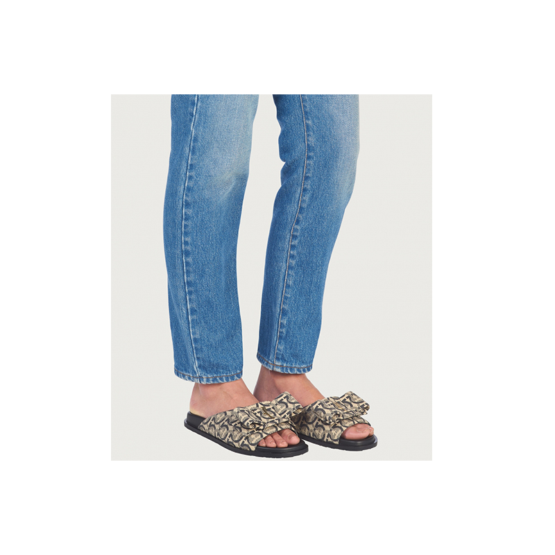 (W) FERRAGAMO Gancini Slipper 'Bright White' 圖 5