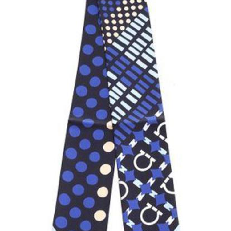 (Women) FERRAGAMO Geometric Design Silk Scarf for Women - Blue. 320911775428003 圖 3