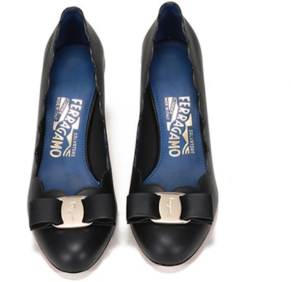 (W) FERRAGAMO Tumit Tinggi 'Black Bow' Hitam 01R409-733813 Shop (W) FERRAGAMO Tumit Tinggi 'Black Bow' Hitam 01R409-733813