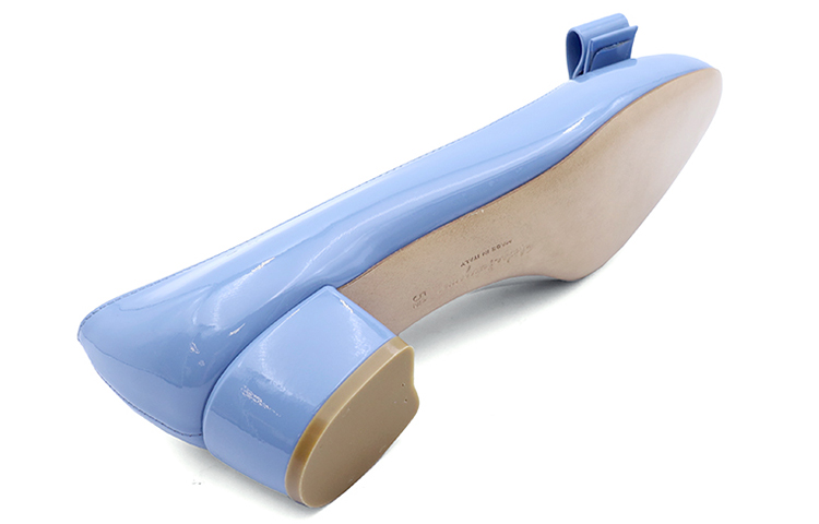 Purchase (W) FERRAGAMO Sepatu Tumit Tinggi 'Blue Bow' 01B221-744764