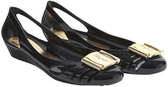 Ferragamo 菲拉格慕 Jelly 平底涼鞋 女款 黑色 Lookbook Ferragamo 菲拉格慕 Jelly 平底涼鞋 女款 黑色