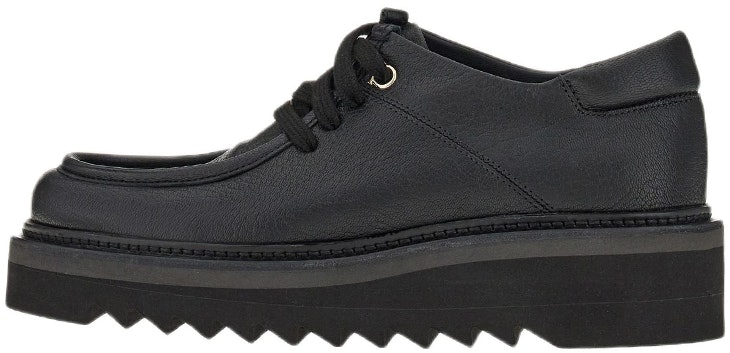 women-ferragamo-lace-up-flat-black-sheepskin-01-d950-756790