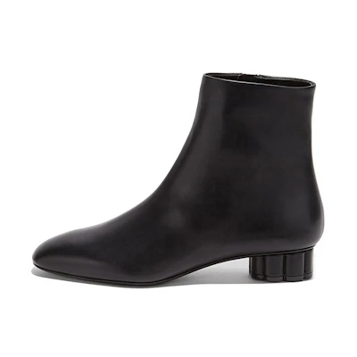 (W) FERRAGAMO Leather Ankle Boots 'Black Zipper Detail'